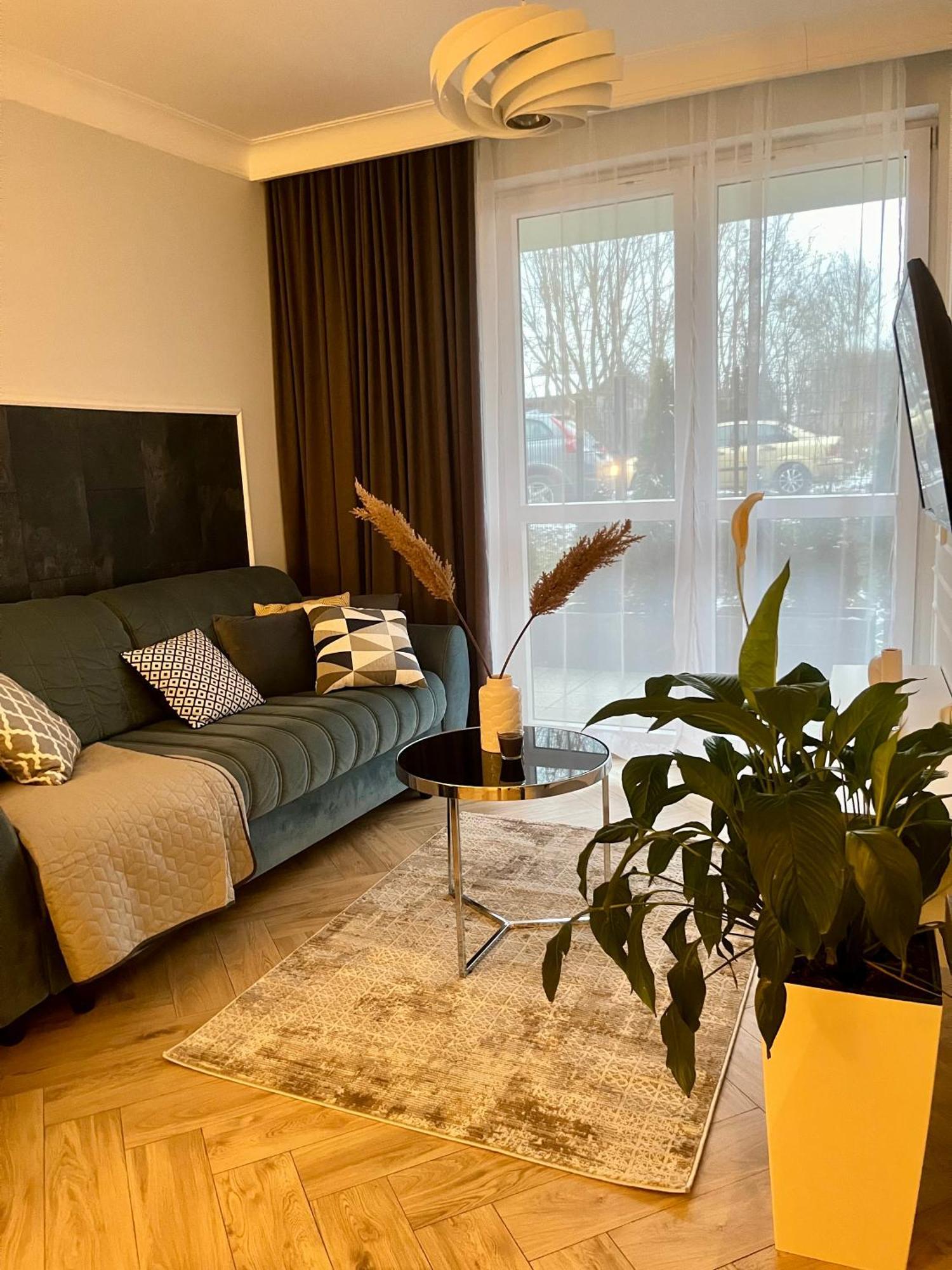 Apartment Kielce- Komfort Przy Baseny Tropikalne, Kadzielnia, Parking, Faktura, Centrum *